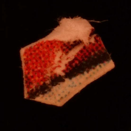 niedrig dosierter LSD-Blotter, verunreinigt mit MDMA und Koffein, 23.10.2024 (Berlin)