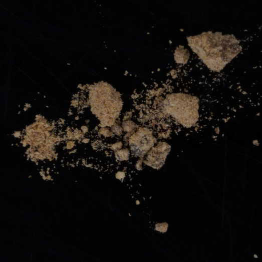 Heroin Pulver, komplex zusammengesetzt, mit sehr hohem Diamorphin- und hohem Noscapin-Gehalt, 07.01.2025 (Berlin)