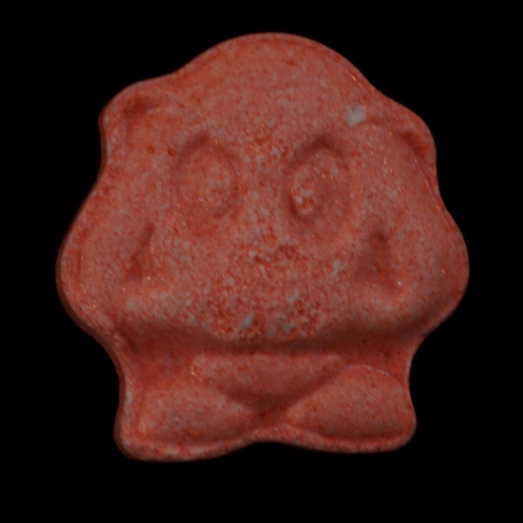 Gumba / 1UP 20 MG, hochdosiertes 2C-B, verunreinigt mit 2C-B AC, 20.08.2024 (Berlin)