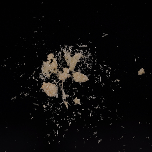 4-MMC (Mephedron), verunreinigt mit 2-Brom-4'-methylpropiophenon, erworben als 4-MMC (Mephedron), 07.04.2025 (Berlin)