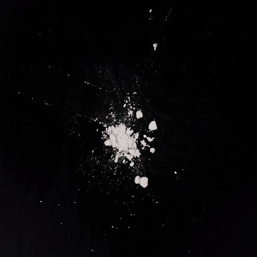 Kokain, verunreinigt mit Koffein, Tetramisol und einer unbekannten Substanz, 25.11.2025 (Berlin)